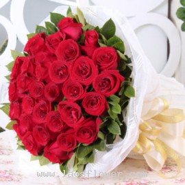 33 Red Roses